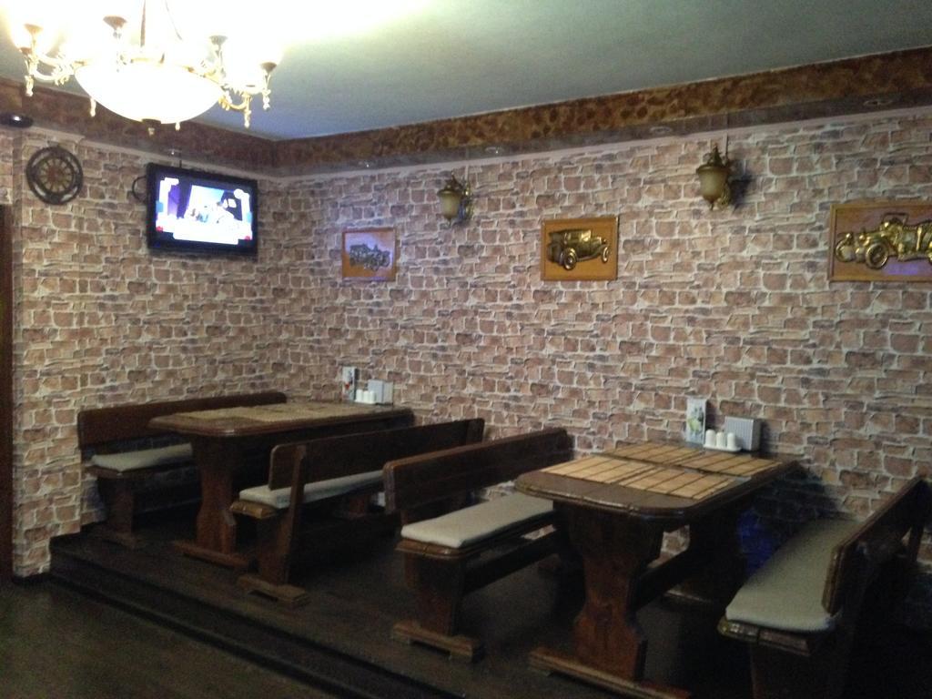 泽勒纳雅酒店 阿克套 外观 照片