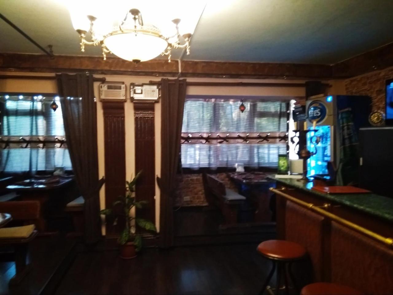 泽勒纳雅酒店 阿克套 外观 照片